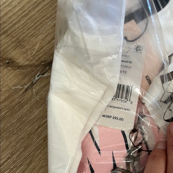 NWT. Cinq à Sept, Small, White & Black Short Sleeve Tee, Amour - Picture 4 of 6